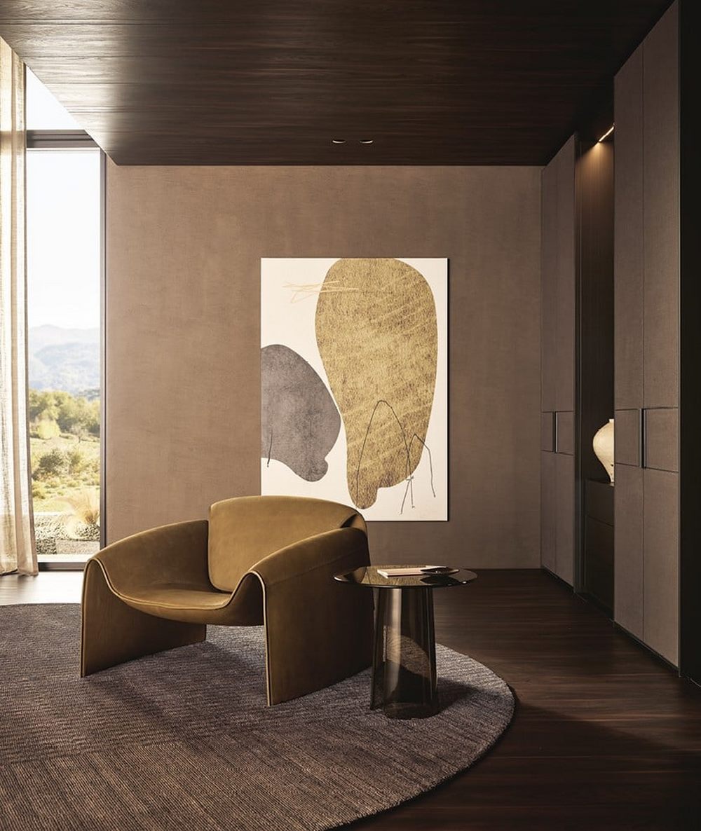Outline Chair